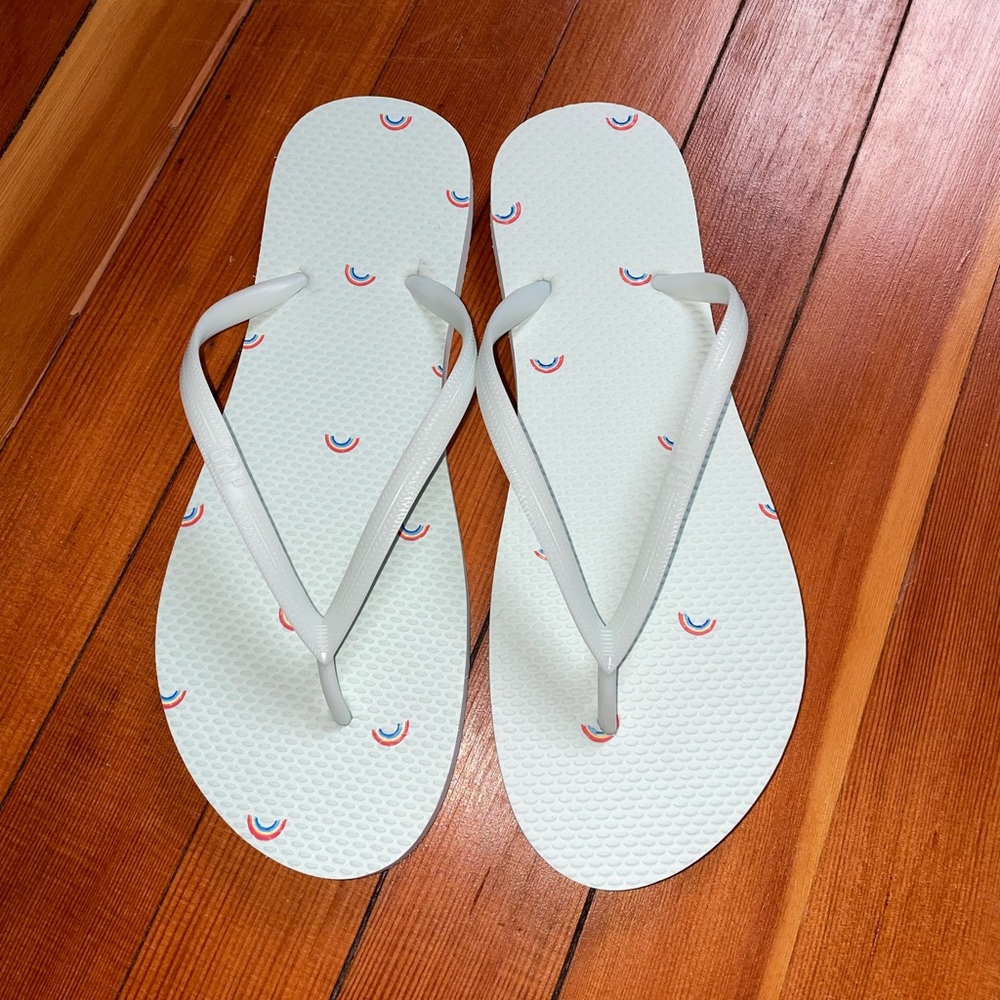 GAP Flip Flops - Picture 2 of 3